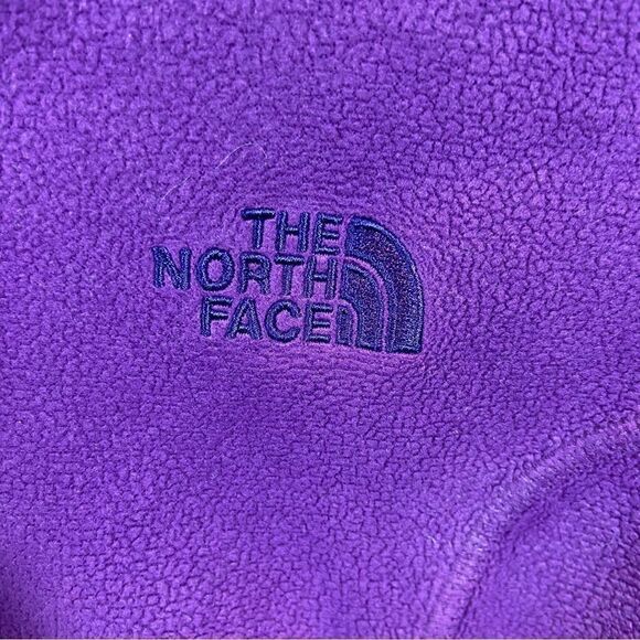 Ladies The North Face Lightweight Purple 1/4 Zip Fleece Size Medium - Picture 8 of 9